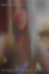 AndyG2022 single adult nude females